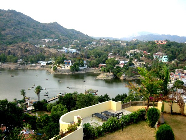 Mount-Abu Tour Package 